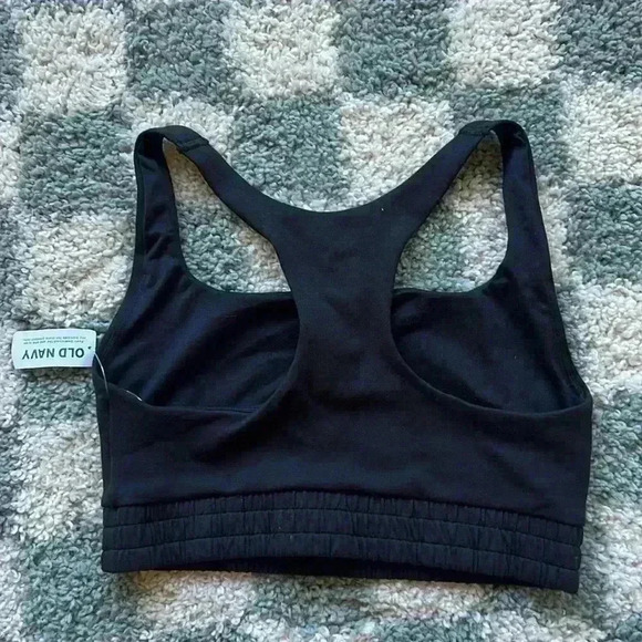 NWT Old Navy Light Support Sports Bra - Size M - Picture 2 of 5